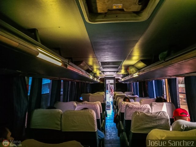 Expresos La Guayanesa 323 por Josue Snchez