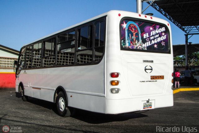 Organizaciones Unidas de C. Caracas - La Guaira 422 por Royner Tovar