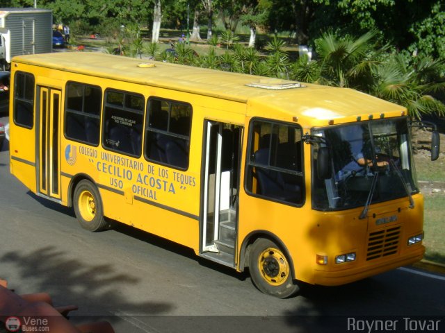 Colegio Universitario Los Teques Cecilio Acosta 014 por Royner Tovar