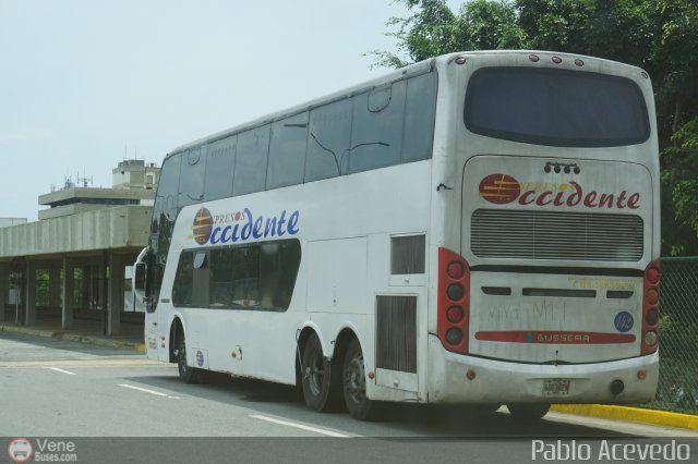 Expresos Occidente 142 por Pablo Acevedo