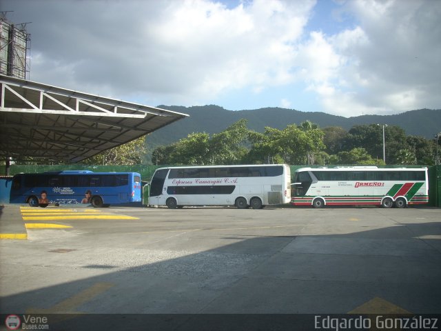 Garajes Paradas y Terminales Caracas por Edgardo Gonzlez