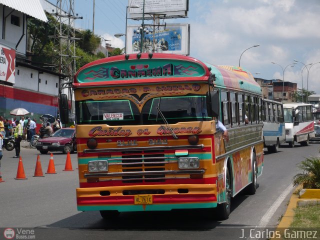 Cooperativa Canaima 33 por J. Carlos Gmez