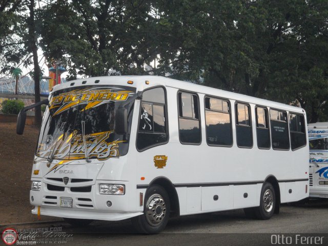 U.C. 23 de Enero 108 por Otto Ferrer