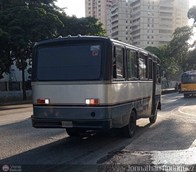 DC - S.C. Plaza Espaa - El Valle - Coche 014 por Jonnathan Rodrguez