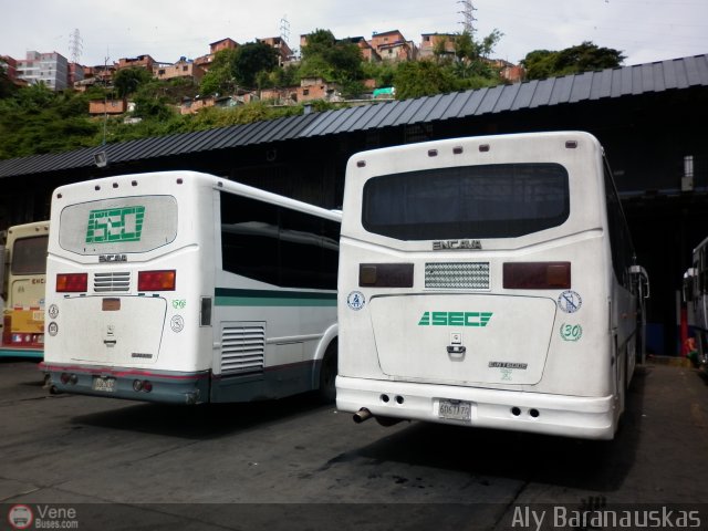 Garajes Paradas y Terminales Caracas por Aly Baranauskas