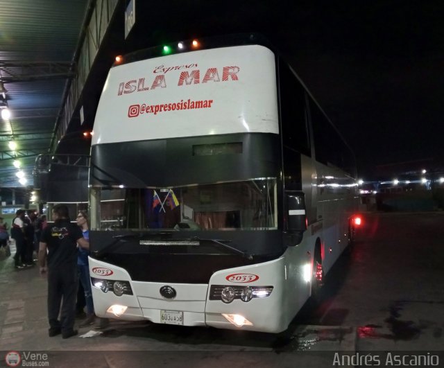 Expresos Isla Mar 2033 por Andr�s Ascanio