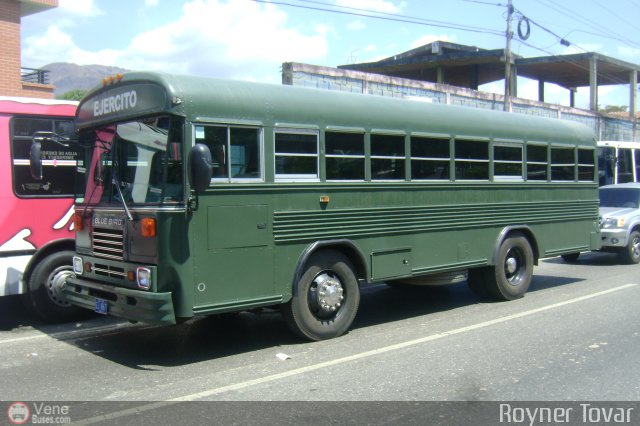 Uso Oficial 86 por Royner Tovar