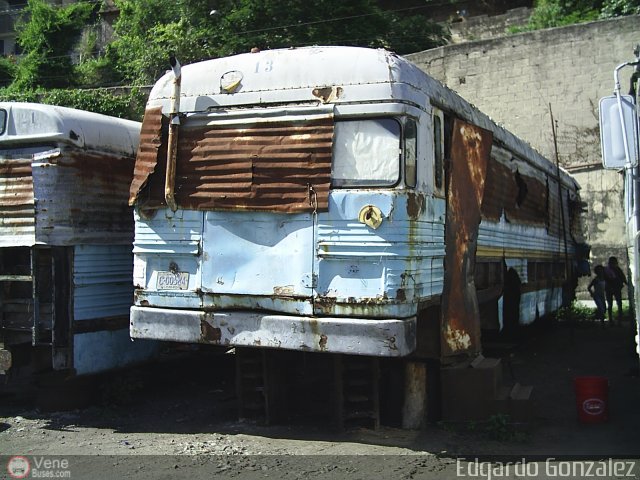 Transporte El Llanito 13 por Edgardo Gonzlez