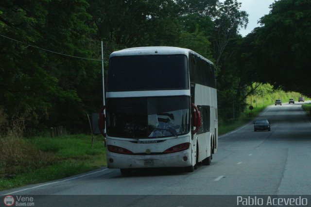 Particular o Desconocido 401 por Pablo Acevedo