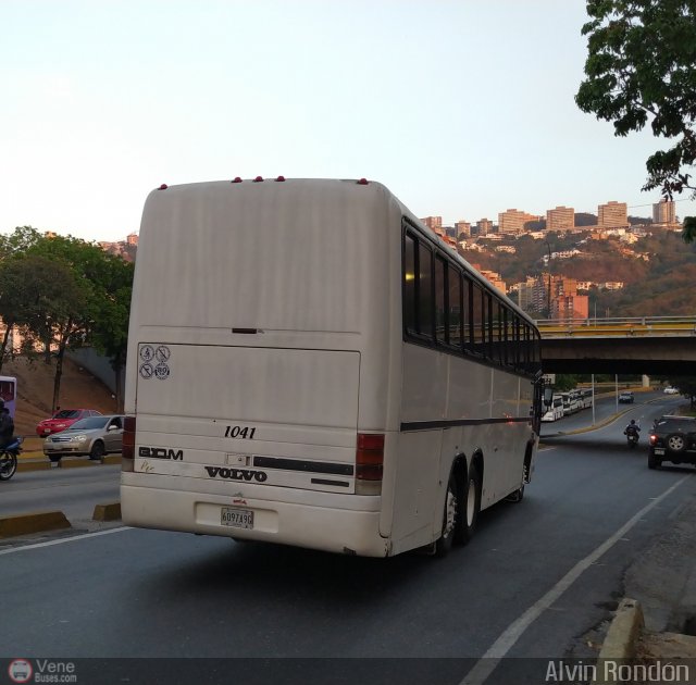 Expresos San Fernando 1041 por Alvin Rond�n