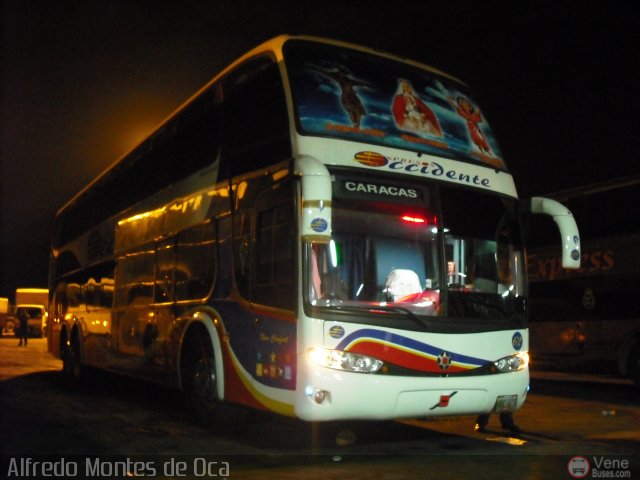 Expresos Occidente 062 por Alfredo Montes de Oca