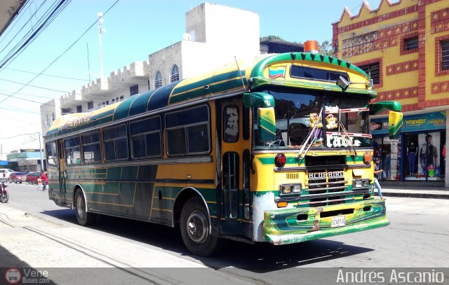 Cooperativa Carlos Arvelo 57 por Andrs Ascanio