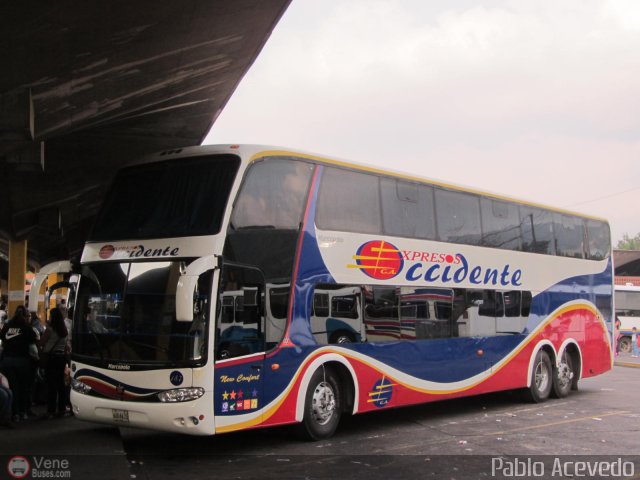 Expresos Occidente 187 por Pablo Acevedo