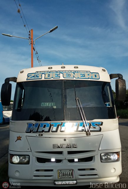 U.C. 23 de Enero 399 por Jos� Brice�o