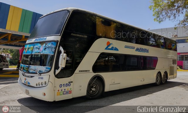 Expresos M�rida 0180 por Gabriel Gonz�lez