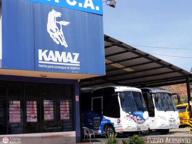 Garajes Paradas y Terminales San-Cristobal por Pablo Acevedo