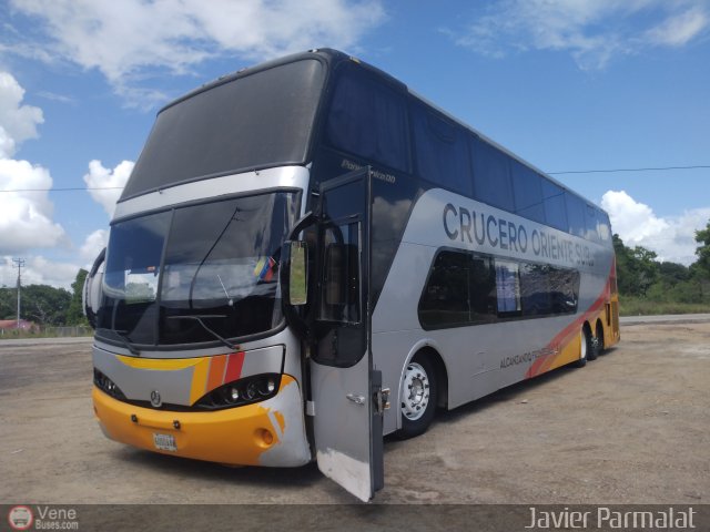 Cruceros Oriente Sur 112 por Javier Arretureta