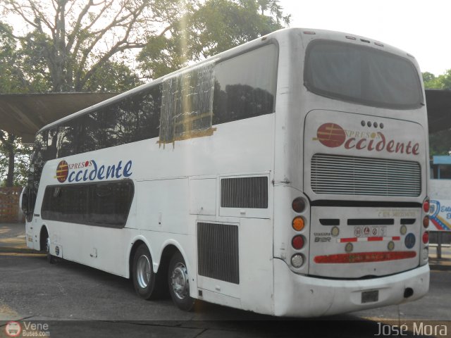 Expresos Occidente 485 por Jos� Mora