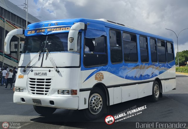 U.C. 23 de Enero 224 por Daniel Fern�ndez