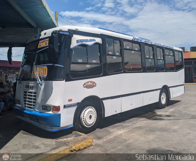 U.C. 23 de Enero 114 por Sebasti�n Mercado