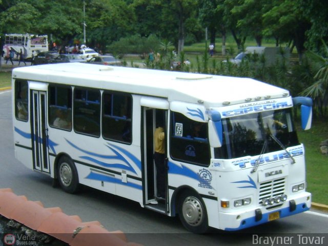 U.C. Los Caminantes 52 por Royner Tovar