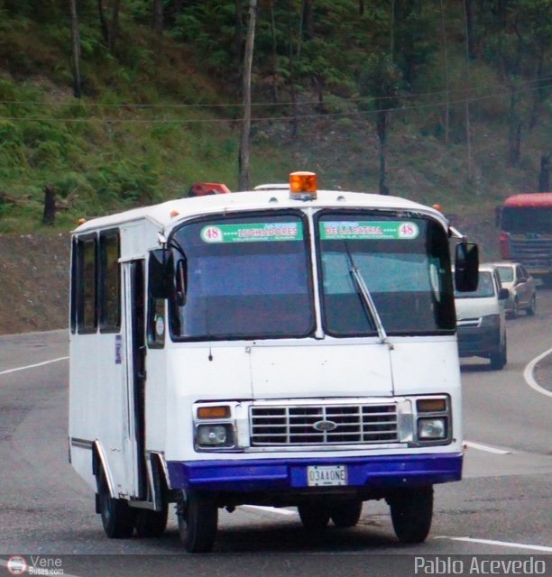 Particular o Desconocido 48 por Pablo Acevedo