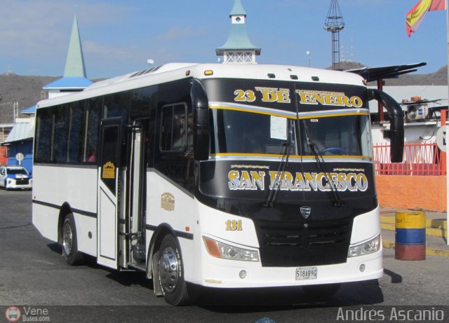 U.C. 23 de Enero 131 por Andr�s Ascanio