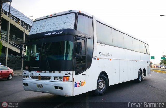 Transporte Los Siervos de Dios 1044 por Csar Ramrez