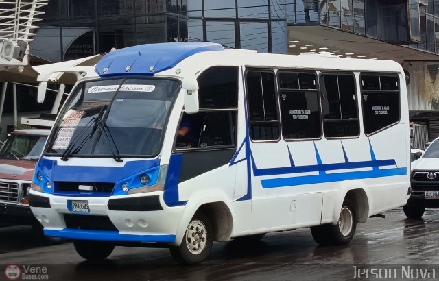 TA - Lnea Circunvalacin 32 por Jerson Nova