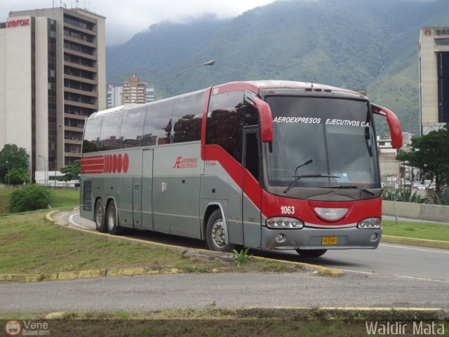 Aeroexpresos Ejecutivos 1063 por Waldir Mata