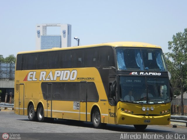 El Rápido Internacional 1029 por Alfredo Montes de Oca