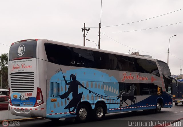 Transportes Julio Csar 1200 por Leonardo Saturno