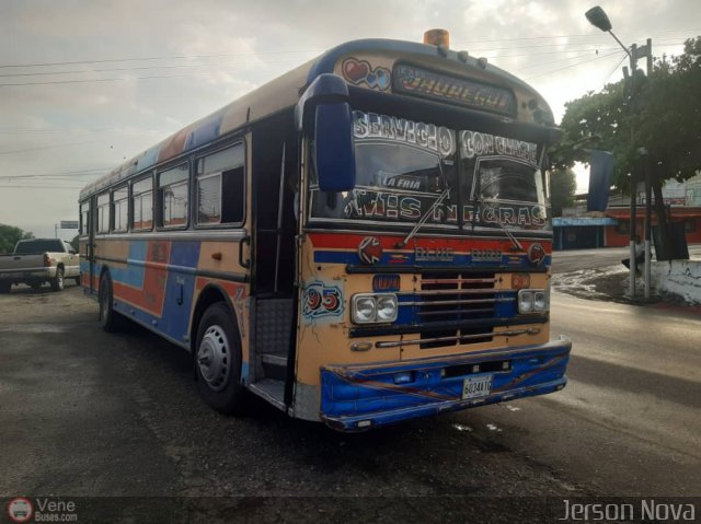 Expresos J�uregui 095 por Jerson Nova