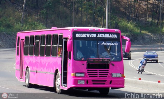 Colectivos Altagracia 90 por Pablo Acevedo