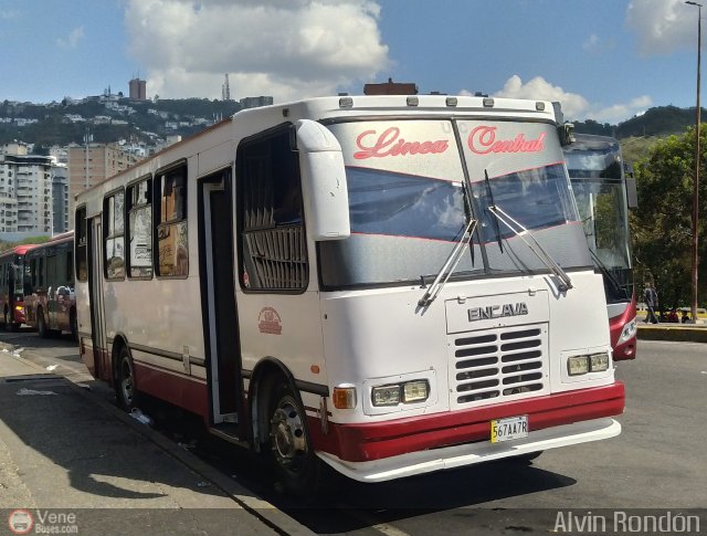 U.C. L�nea Central 115 por Alvin Rond�n