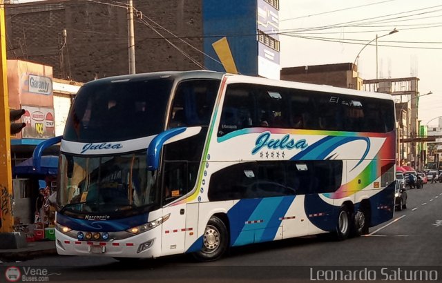 Julsa Angeles Tours S.A.C. 960, por Leonardo Saturno