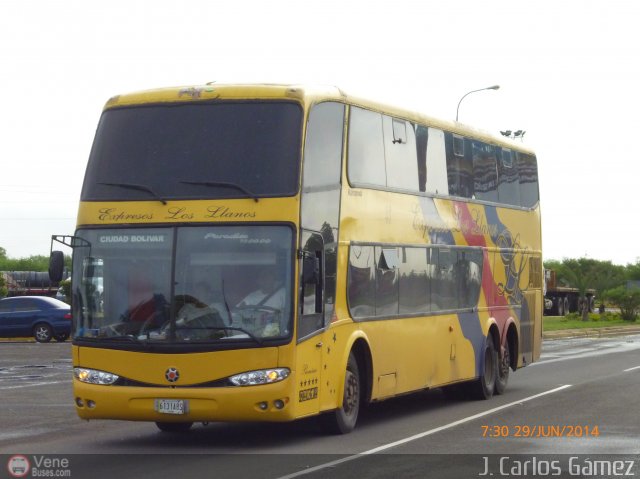 Expresos Los Llanos 043 por J. Carlos Gámez