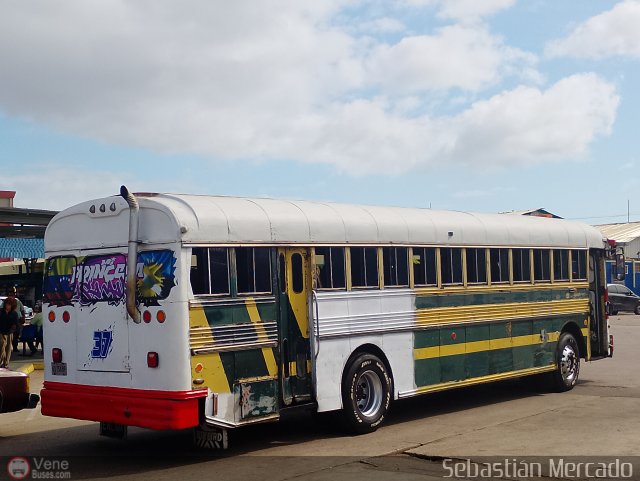 Expresos La Gran Colombia 37 por Sebasti�n Mercado