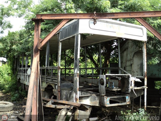 En Chiveras Abandonados Recuperaci�n AC0022 por Alejandro Curvelo