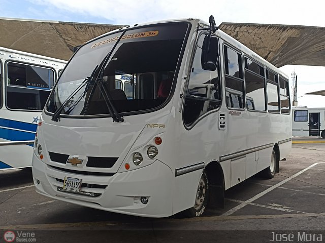 A.C. L�nea Col�n 36 por Jos� Mora