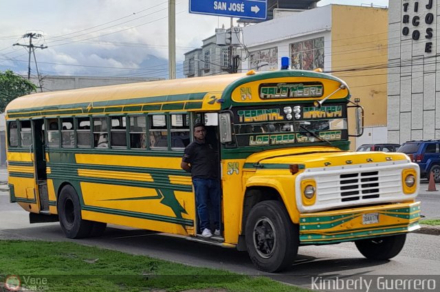 Transporte Colectivo Palo Negro 054 por Kimberly Guerrero