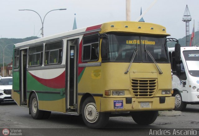 Cooperativa de Transporte Lucero Mundo 22 por Andrs Ascanio