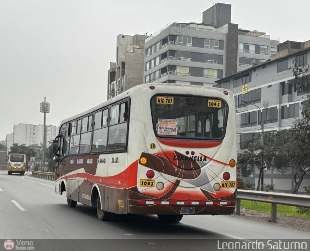 Empresa Peruana Pendiente 18 por Leonardo Saturno