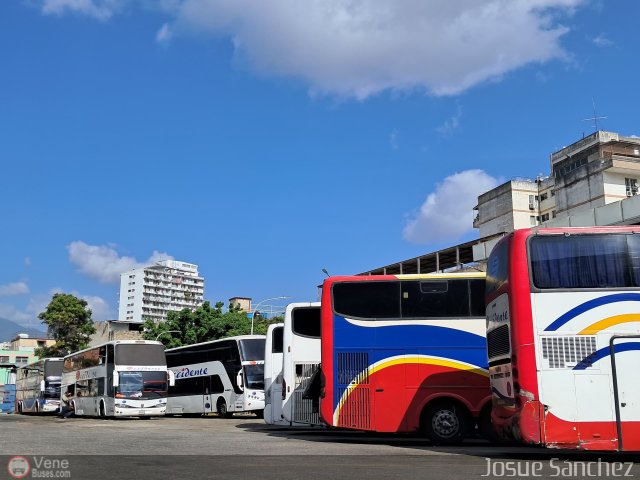 Garajes Paradas y Terminales Caracas-TerPrivEoca por Josue S�nchez