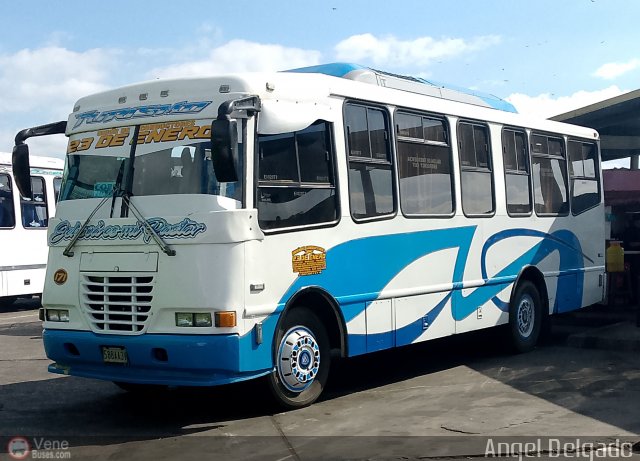 U.C. 23 de Enero 171 por �ngel Delgado