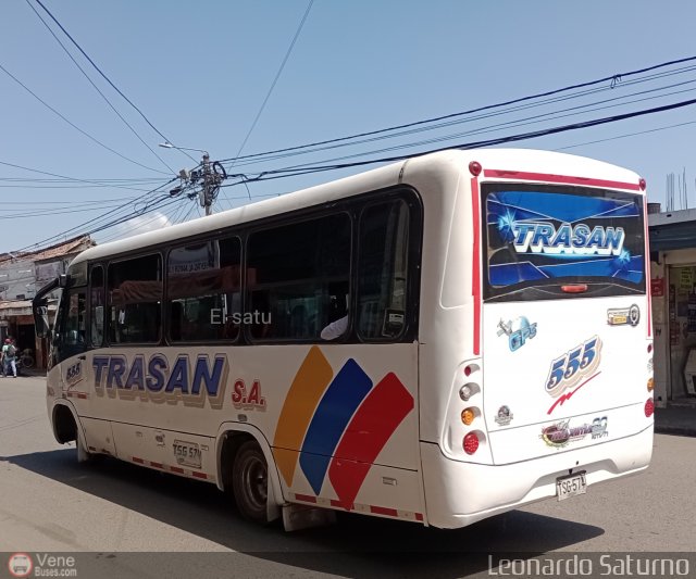 Transporte Trasan 555 por Leonardo Saturno