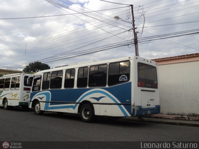 Unin Expresos Tovar 23 por Leonardo Saturno