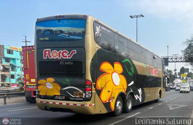 Transporte Flores Hermanos S.R.L 960 por Leonardo Saturno