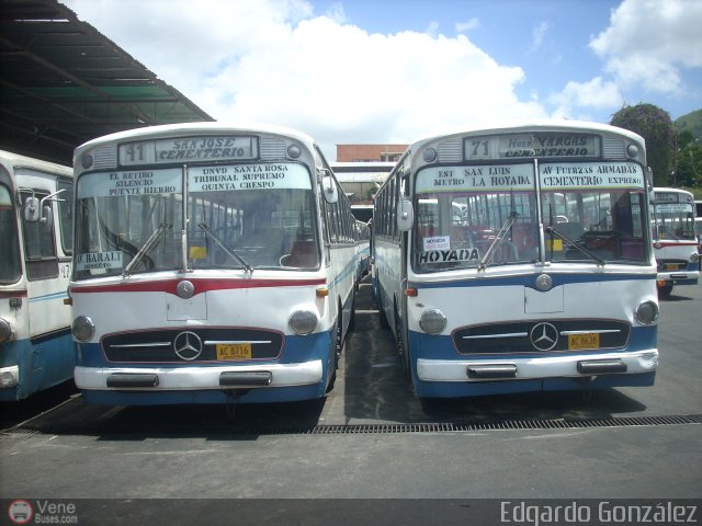 Garajes Paradas y Terminales Caracas por Edgardo González
