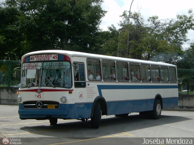 DC - Colectivos Solven 045 por Joseba Mendoza